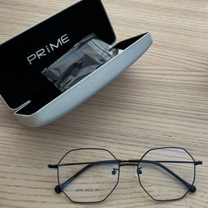 Hexagon shape glasses no doses